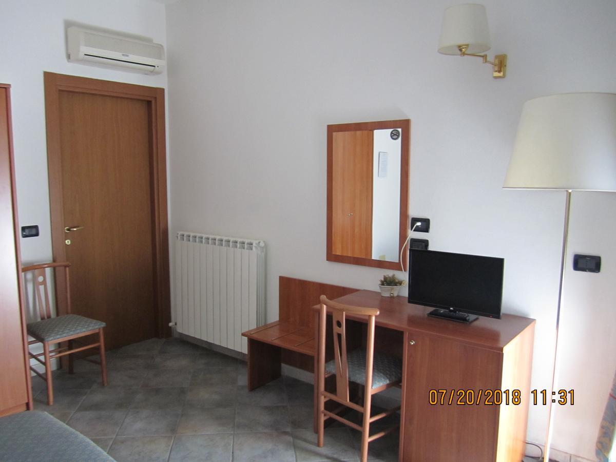Adelphi Room & Breakfast Φεράρα Εξωτερικό φωτογραφία