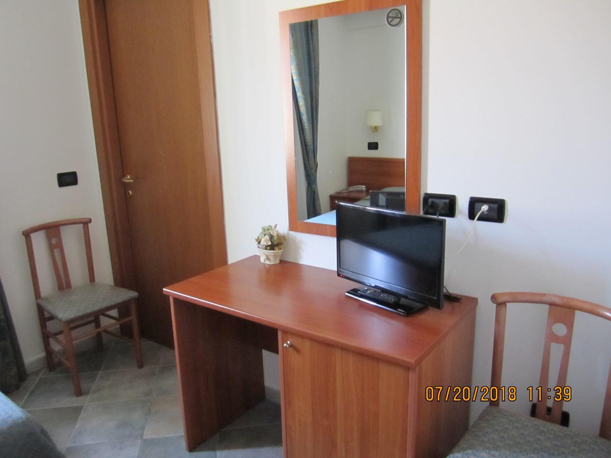 Adelphi Room & Breakfast Φεράρα Εξωτερικό φωτογραφία