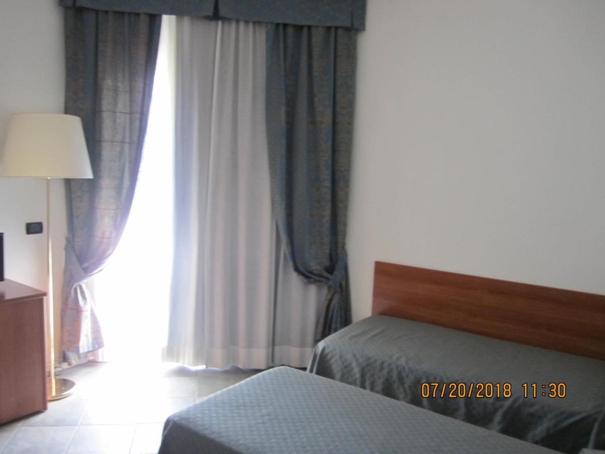 Adelphi Room & Breakfast Φεράρα Εξωτερικό φωτογραφία